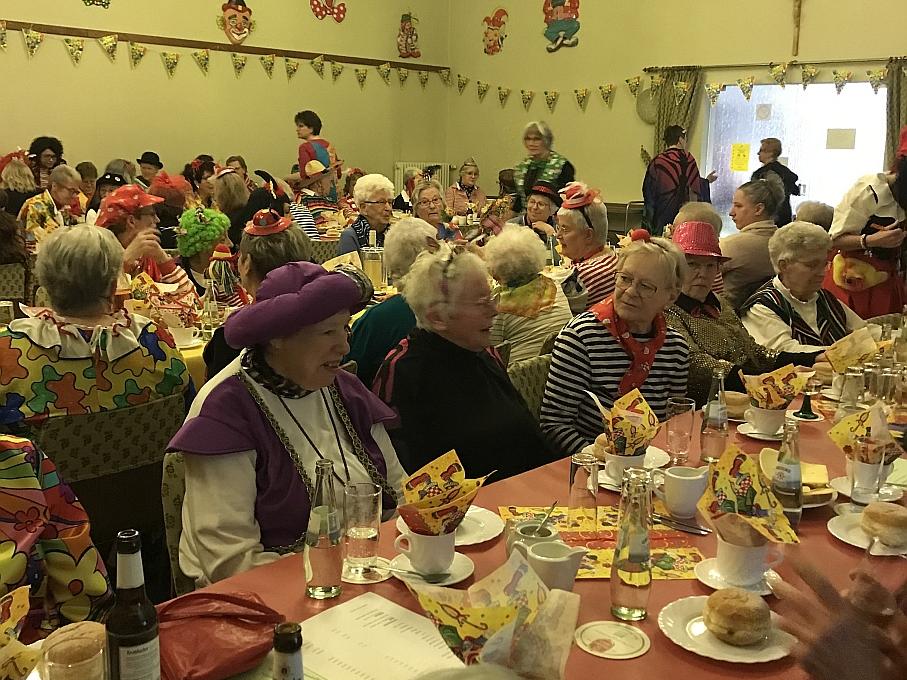 Möhnenkaffee 2025 214