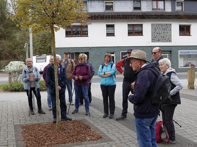 Auf dem Weg zur Waldkapelle